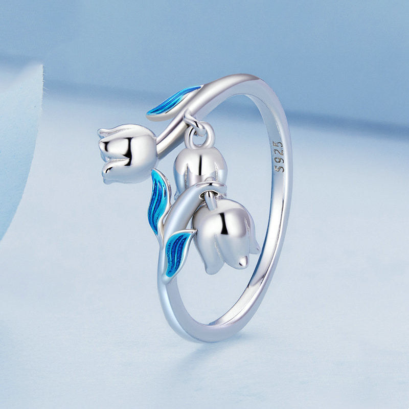 New White Gold Plated Lily Ring