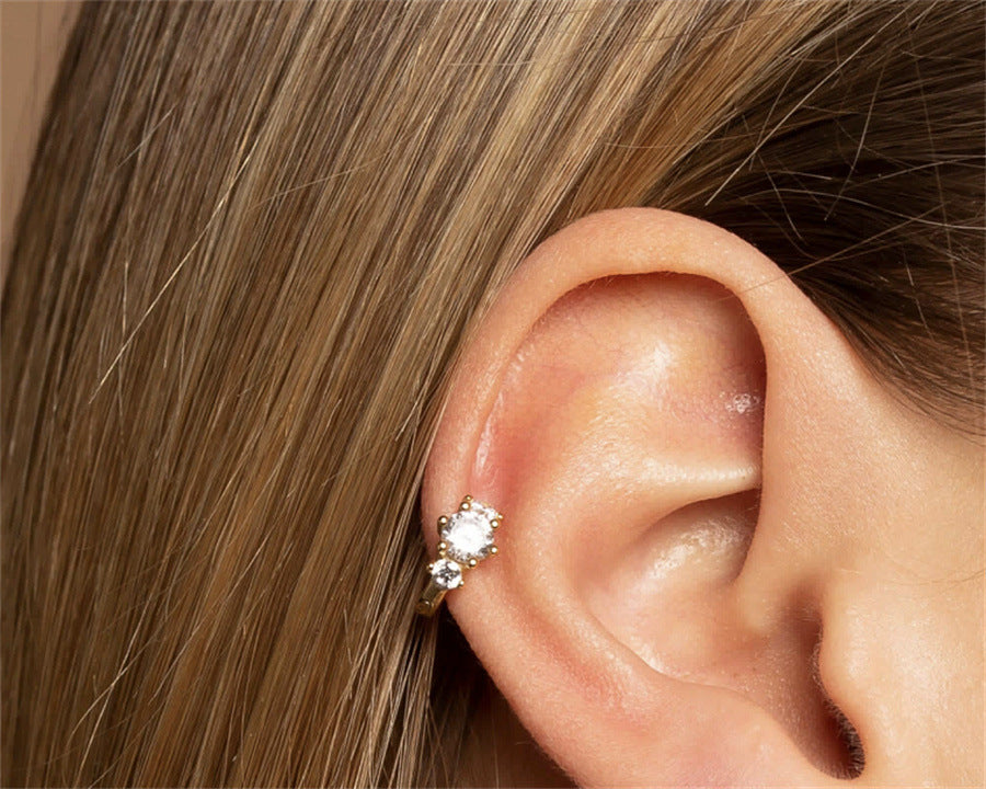 Boucles d'oreilles classiques à trois zircons, petite boucle d'oreille plaquée en or véritable