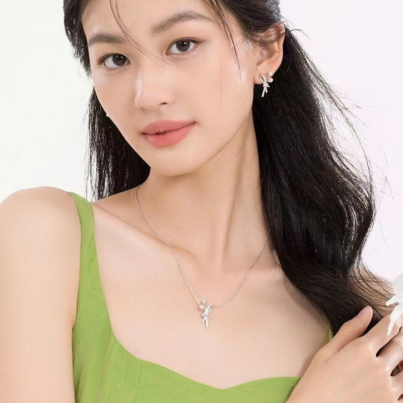 Fashion Short Pearl Necklace Women