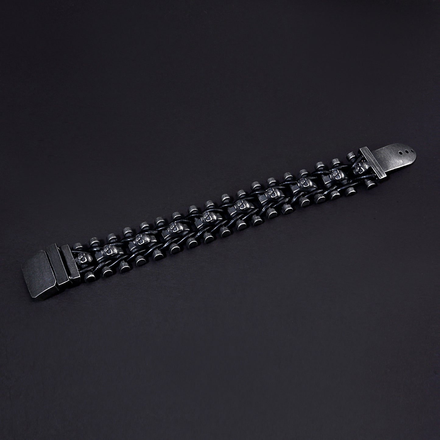 European And American Men's Stainless Steel Skull Bracelet