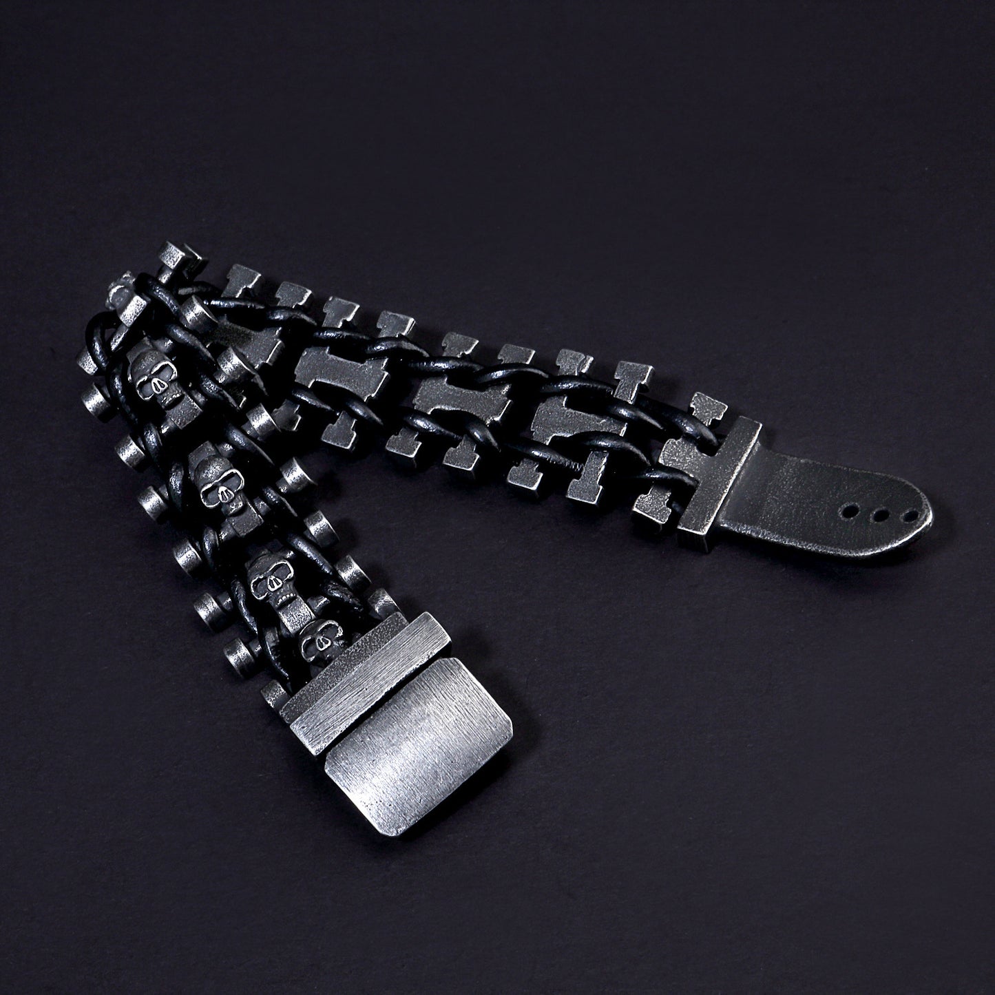 European And American Men's Stainless Steel Skull Bracelet