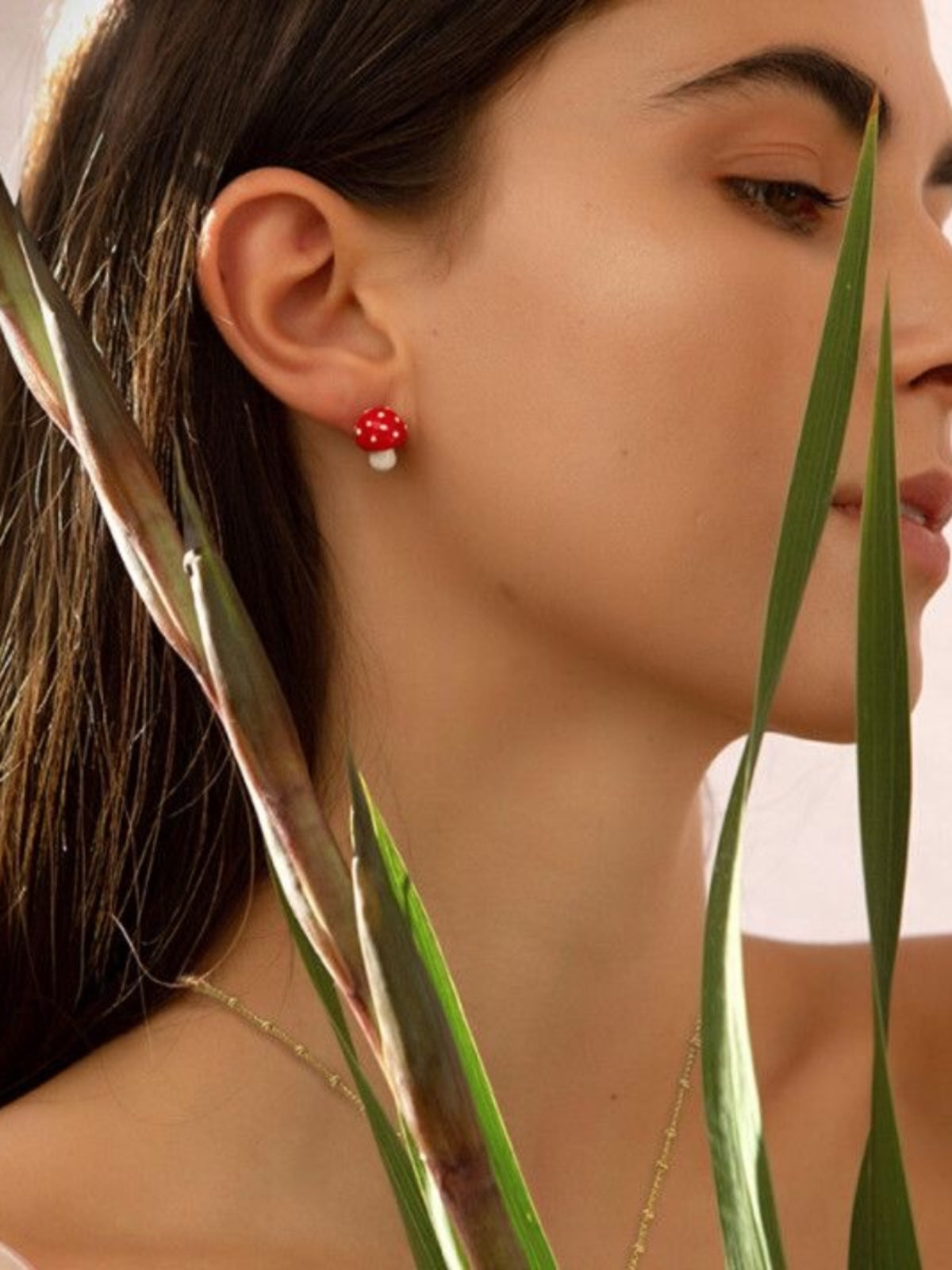Boucles d'oreilles à tige en forme de champignon, créatives et mignonnes pour femmes