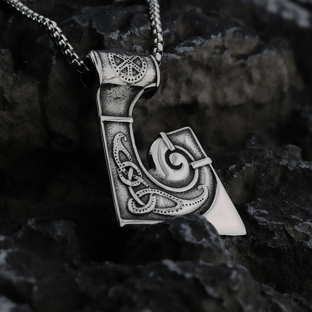 Collier pendentif en acier inoxydable pour hommes, ornement européen et américain, hache rétro Viking
