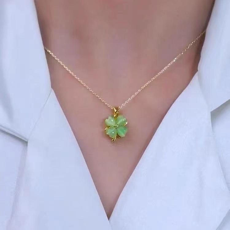 Rotating Green Four-leaf Clover Necklace And Earring Suit