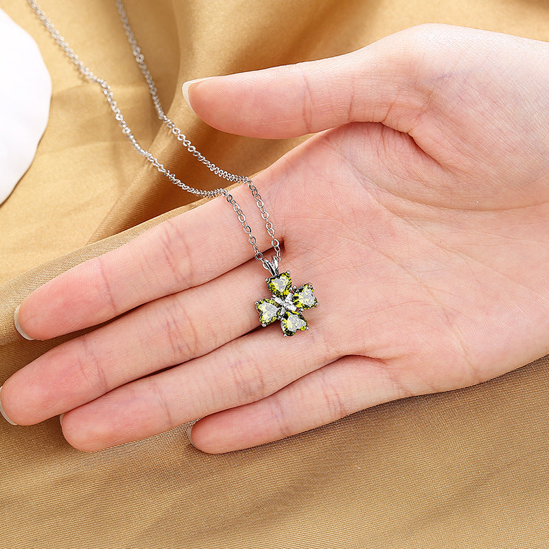 Cadena de clavícula Accesorios simples en forma de corazón