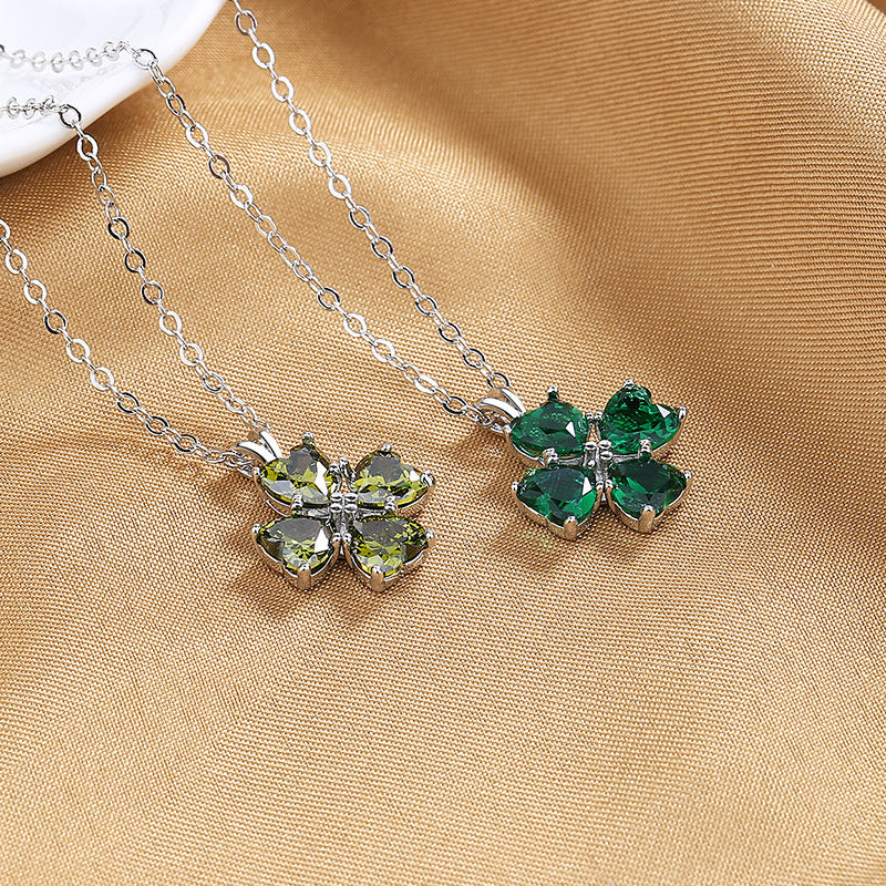 Cadena de clavícula Accesorios simples en forma de corazón