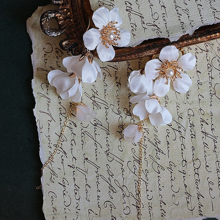 Boucles d'oreilles longues fleurs pour mariée