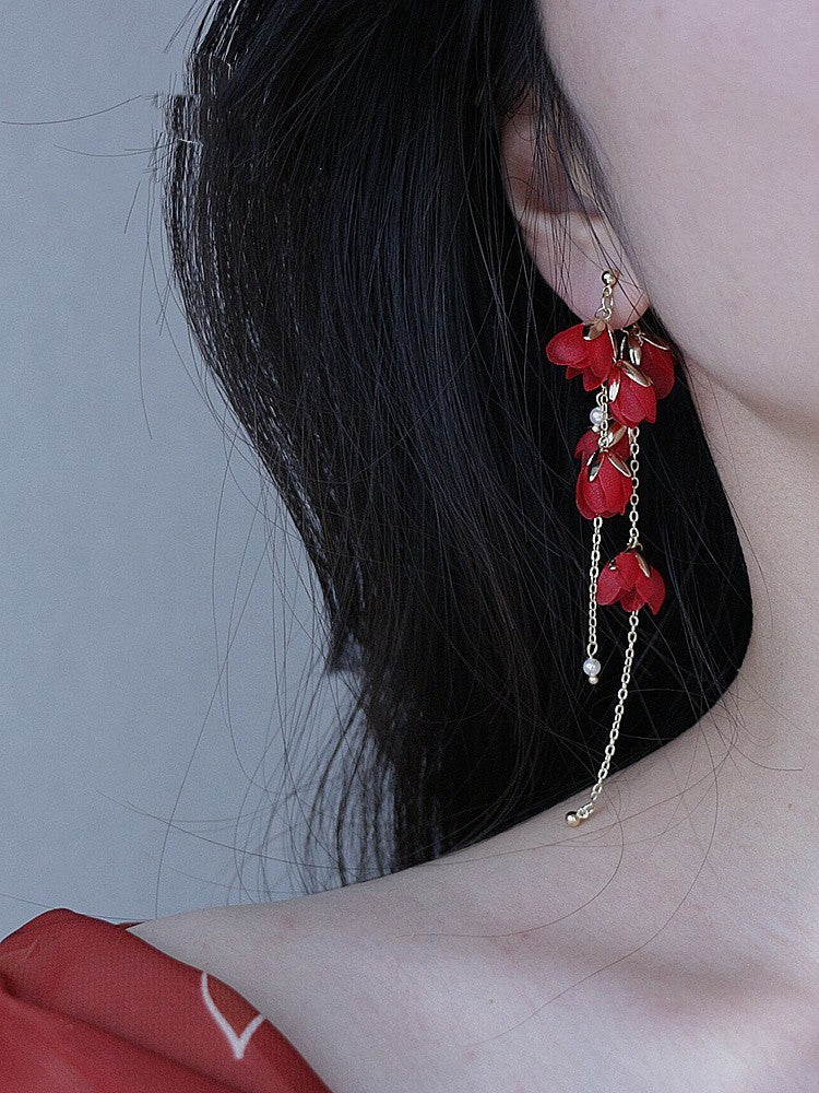 Pendientes de flecos largos de novia de color rojo brillante hechos a mano