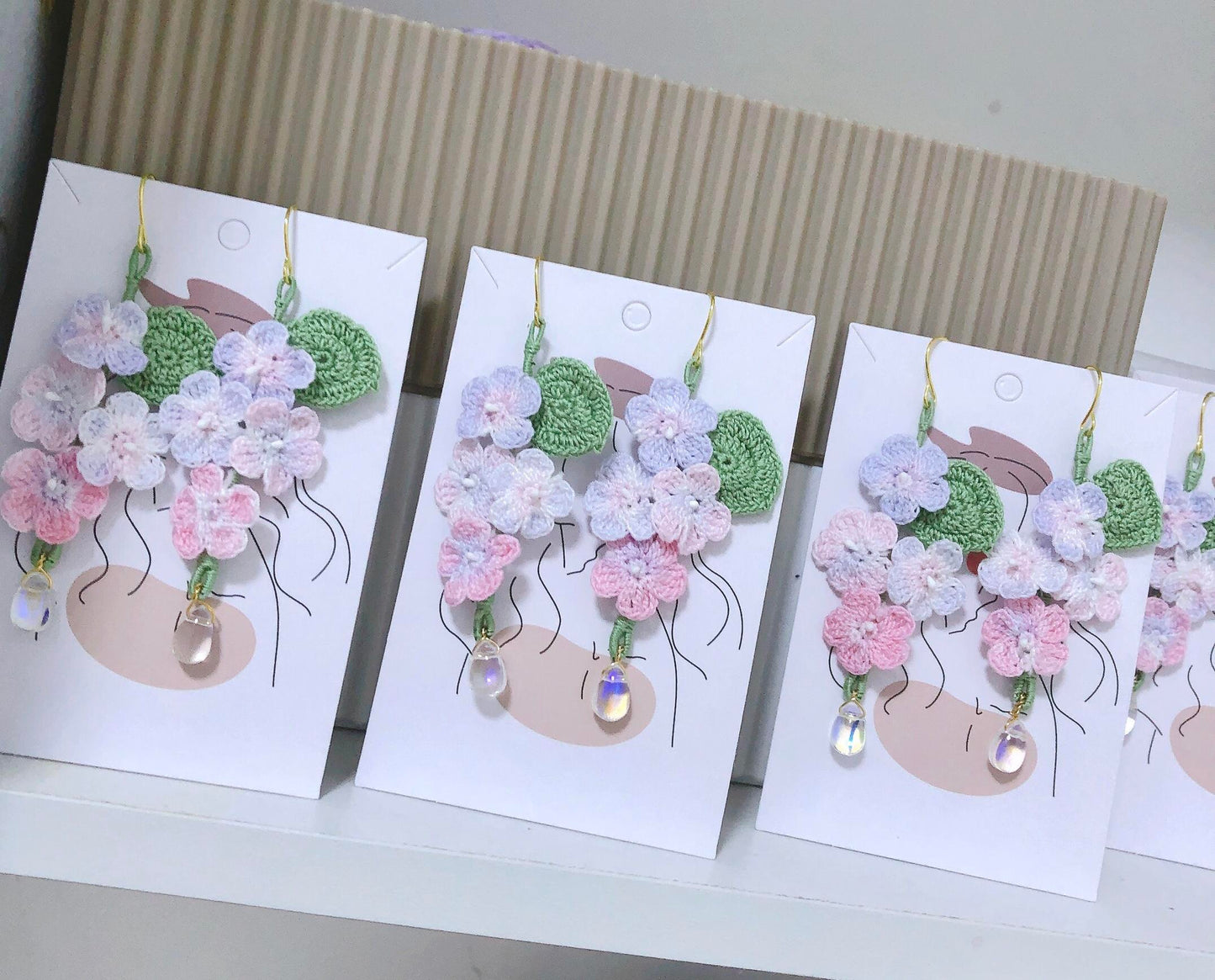 Alambre para aretes violeta con micro gancho