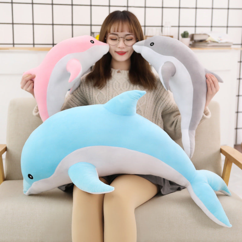 Jeu en peluche dauphin