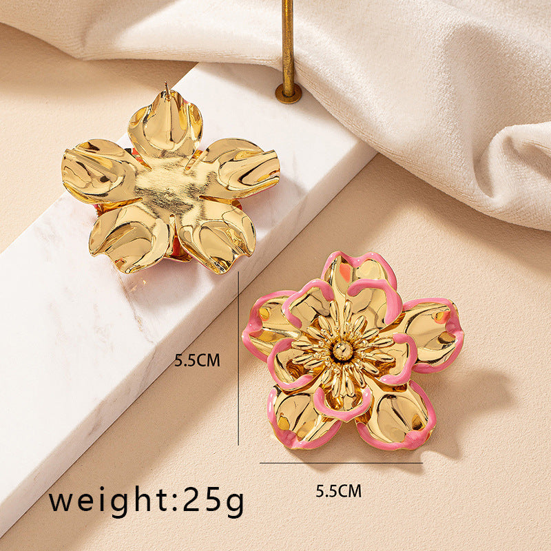 Boucles d'oreilles à fleurs Vintage pour femmes, Design de Niche, peinture en aérosol, clous d'oreilles