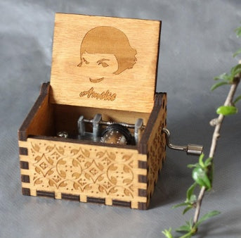 Boîte à thème en bois