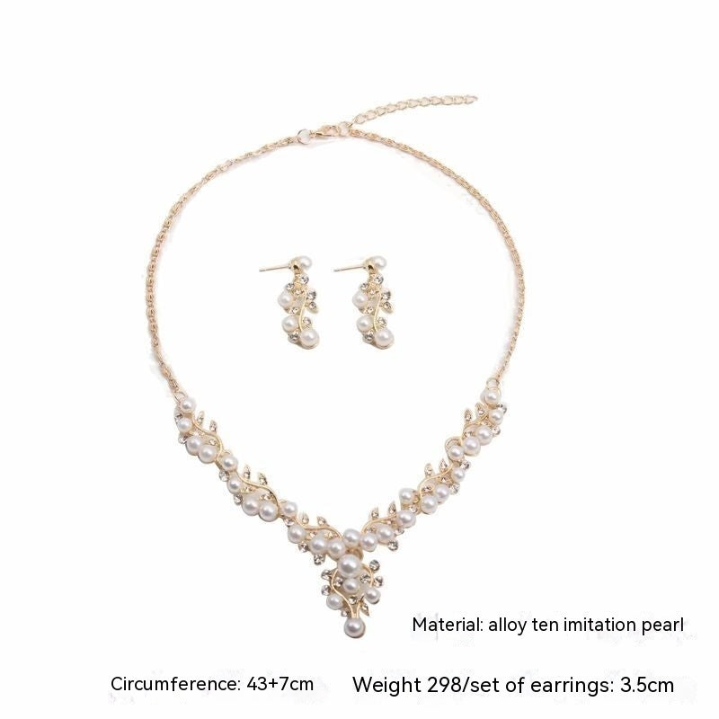 Suite de colliers et boucles d'oreilles en perles de strass simples
