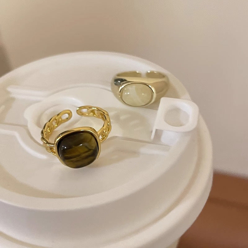 Anillo de piedra Natural ámbar estilo Vintage Maillard para mujer temperamento salvaje