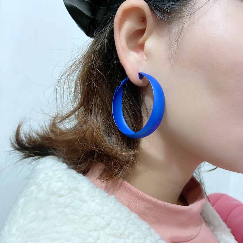 Grand anneau d'oreille couleur bonbon, Style coréen, personnalité de la mode, Grandeur