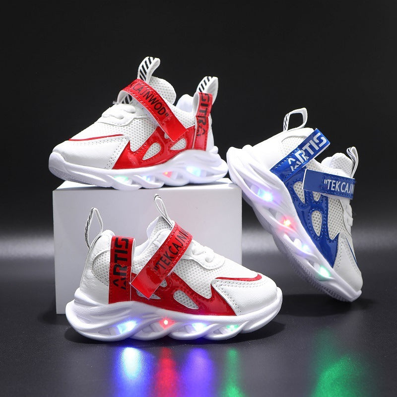 Chaussures lumineuses respirantes en maille pour enfants, chaussures de sport décontractées avec sangle Alphabet