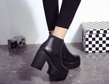 Bottes pour femmes en peluche à plateforme imperméable avec bout rond Martin