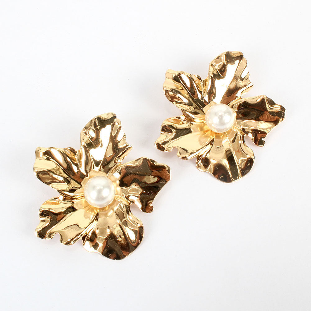 Boucles d'oreilles à tige à fleurs simples et exagérées