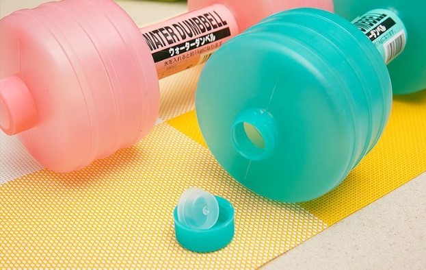 [2] eau importée en plastique irrigation injection d'eau japonaise dames fitness haltères