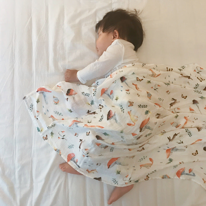 Bébé tenant une couverture serviette double couche fil bambou nouveau-né serviette pour bébé