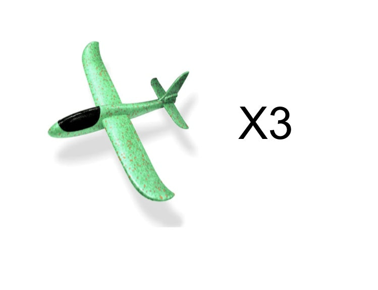 Lanzamiento manual de avión de espuma voladora