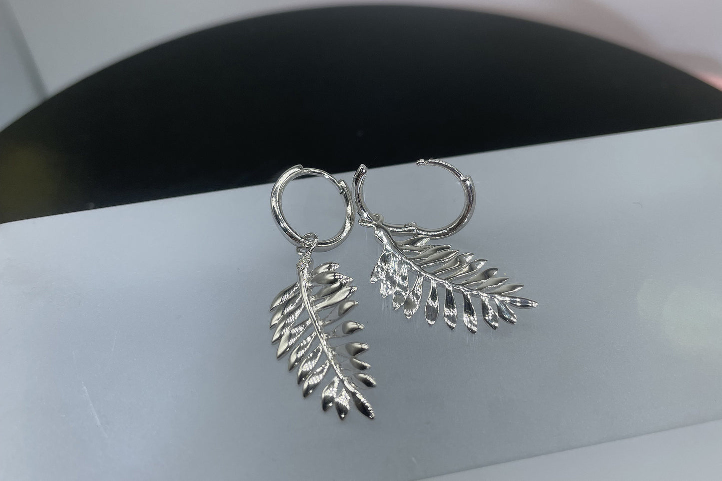 Boucles d'oreilles clips d'oreille en moissanite en argent sterling 925