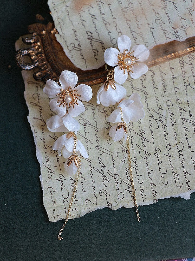 Boucles d'oreilles longues fleurs pour mariée