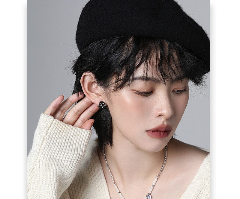 Pendientes de fantasma lindos negros originales de lujo ligero