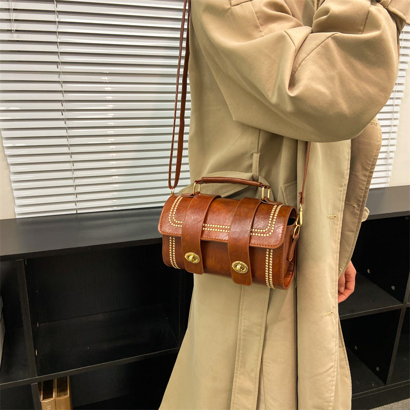 Sac messager portable polyvalent et tendance.