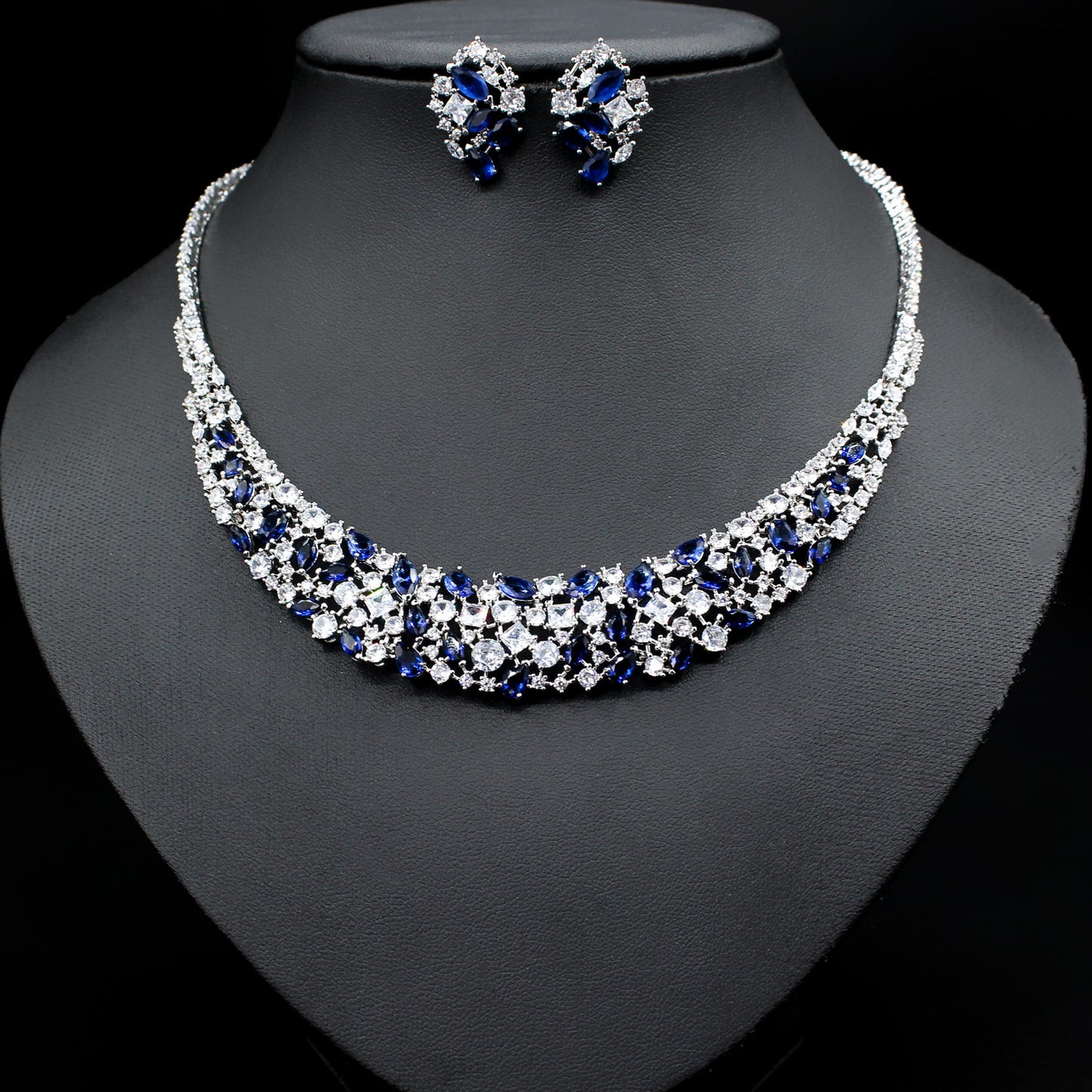 Ensemble de boucles d'oreilles et collier en Zircon brillant, simple et gracieux