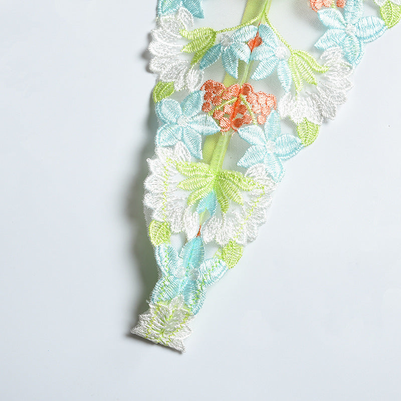 Ensemble trois pièces de sous-vêtements en maille florale artisanale froncés