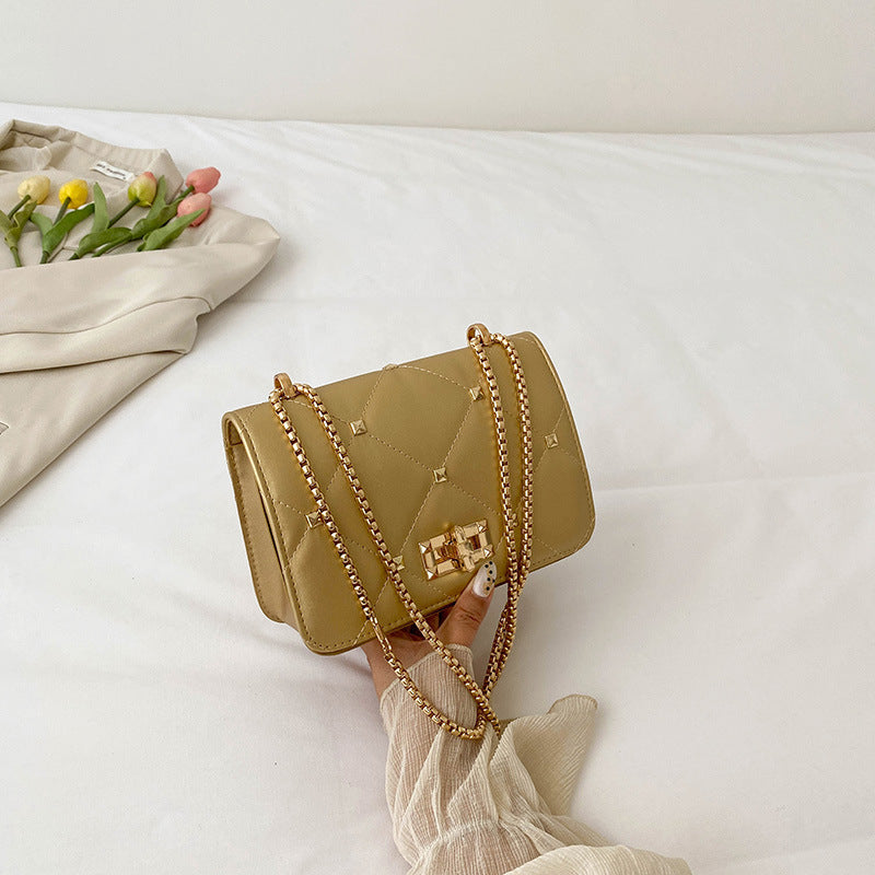 Sac à bandoulière à chaîne populaire à rivets d'été