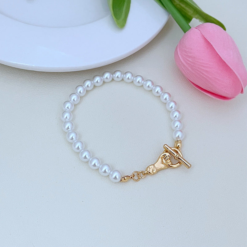 Special-interest Design Handle TO Buckle Clavicle Chain Exquisite Temperament Pearl Bracelet Necklace