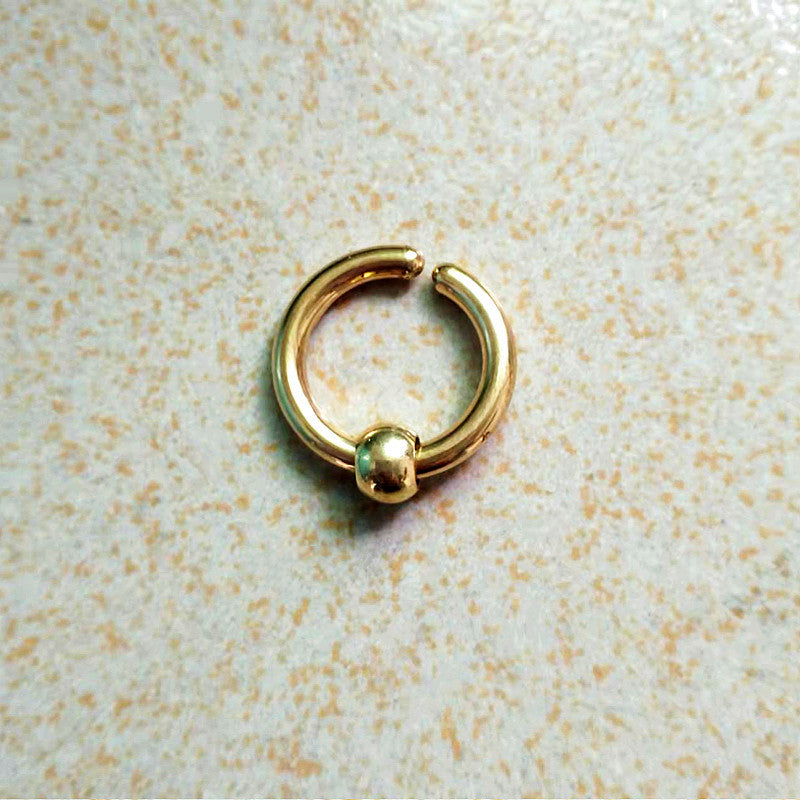 Clips para las orejas de acero de titanio sin dolor para hombres y mujeres, cinco anillos que combinan con todo