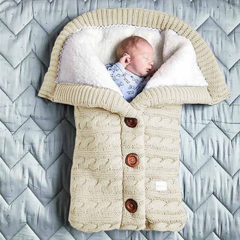 Sac de couchage épais et élargi pour bébé.
