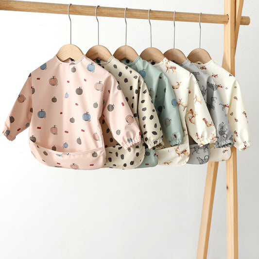 Apósito invertido con babero para niños