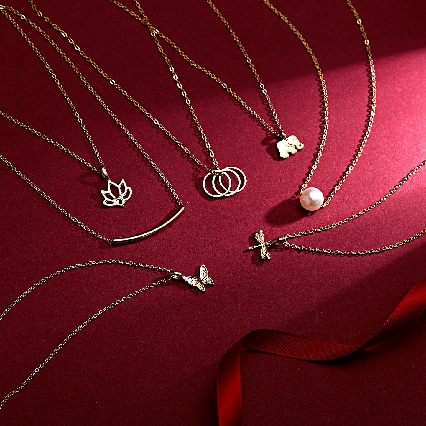 Collier de carte en papier avec pendentif en perles à la mode