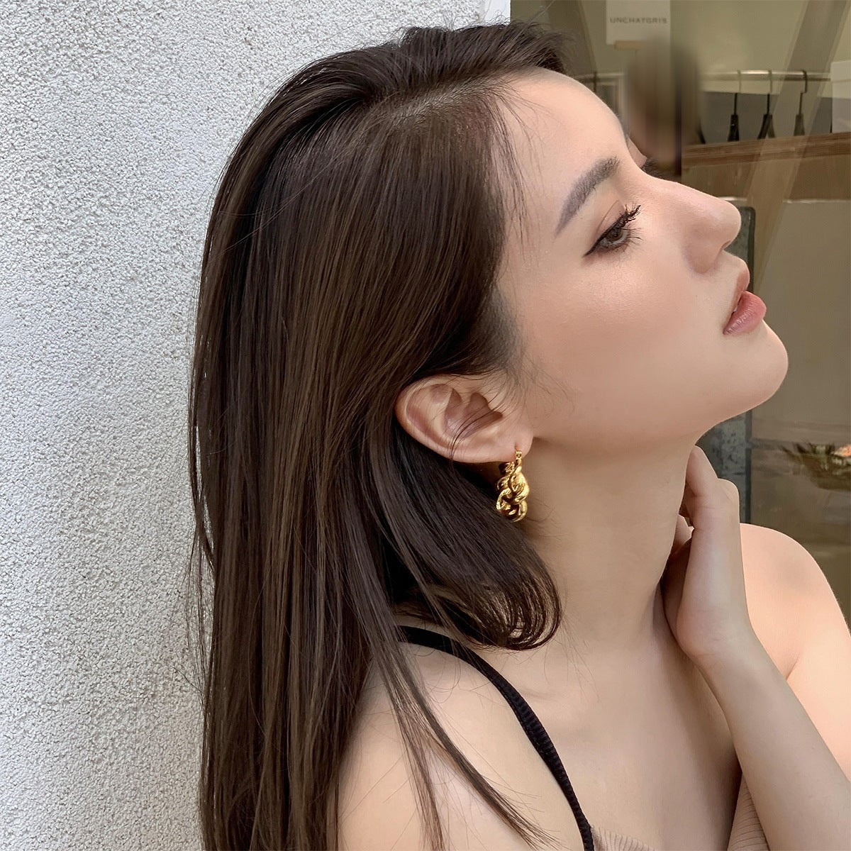 European And American Style Golden Twist Earrings