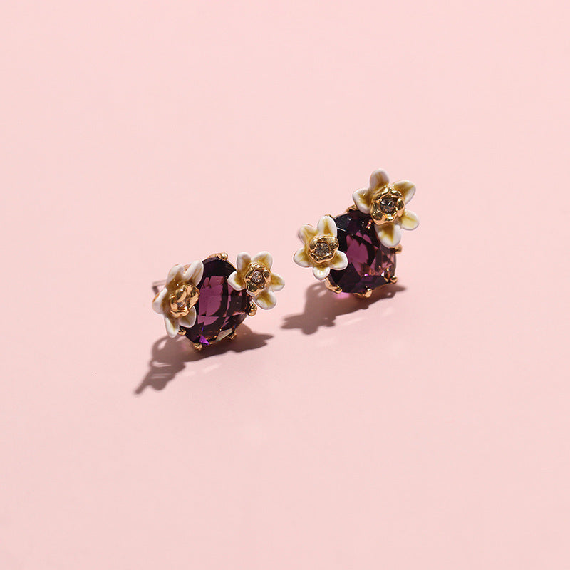 Boucles d'oreilles avec pierres précieuses rouges, fleur de vanille