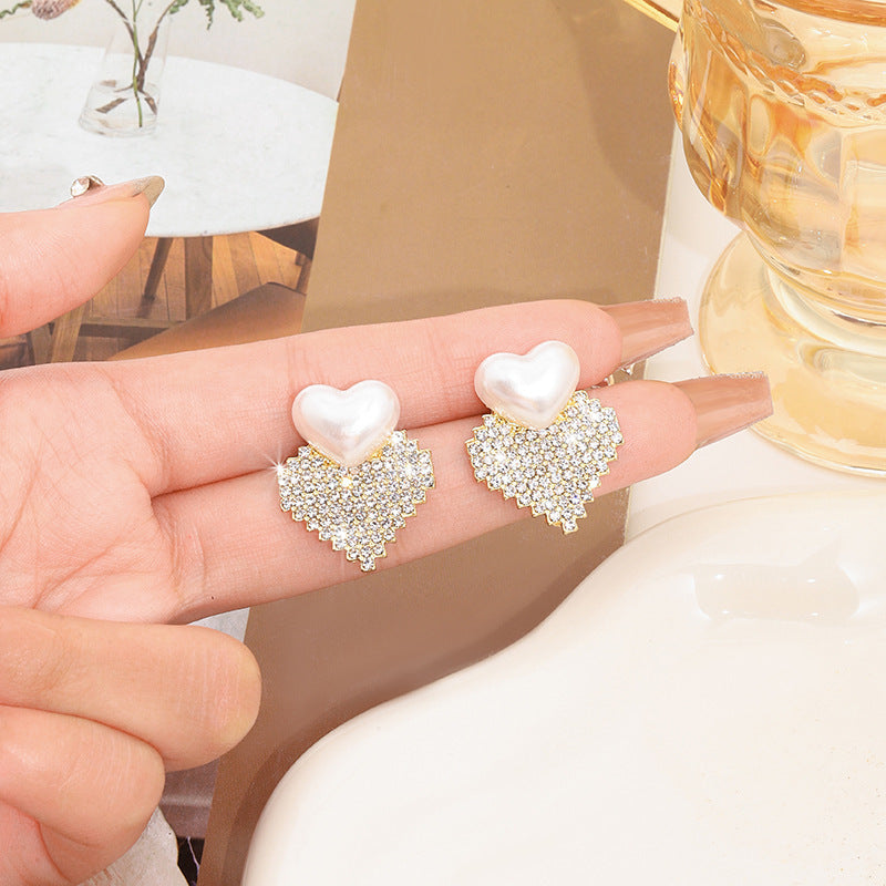 Boucles d'oreilles élégantes vintage avec diamants et perles Love