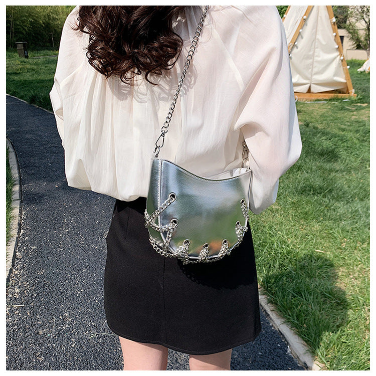 Metal Chain Air Eye Shoulder Bag