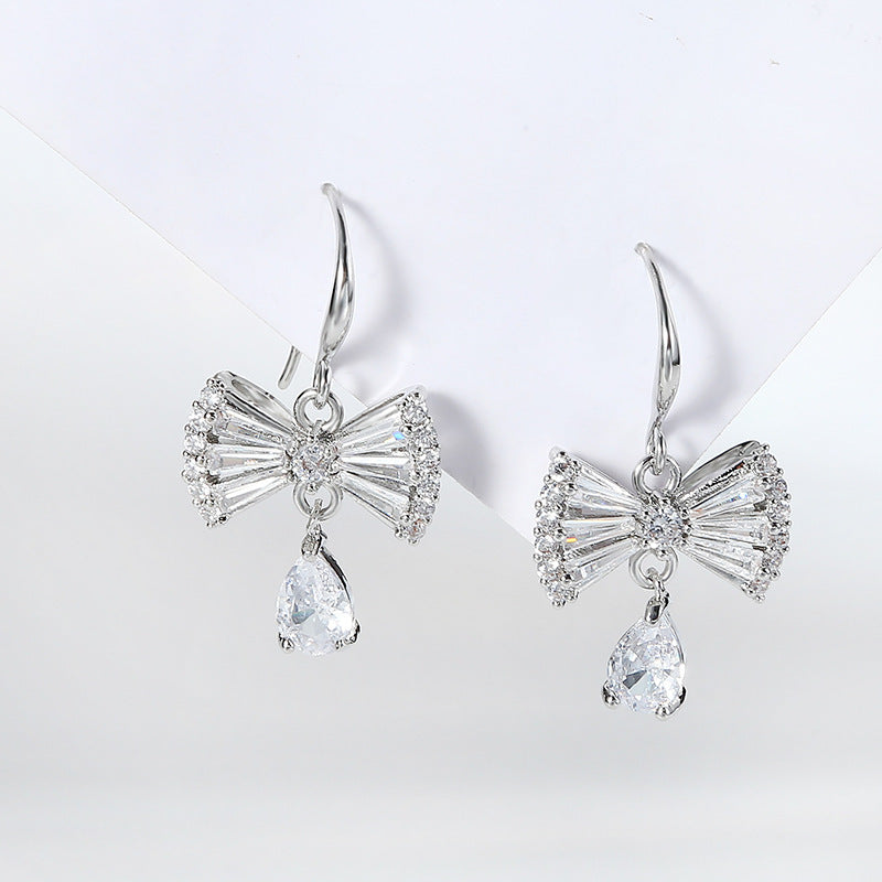 Clou d'oreille de personnalité de mode multi-style