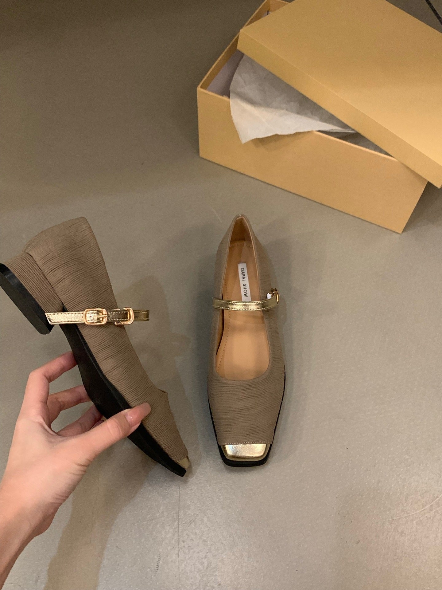 Talon épais Style français Style classique Mary Jane chaussures femmes