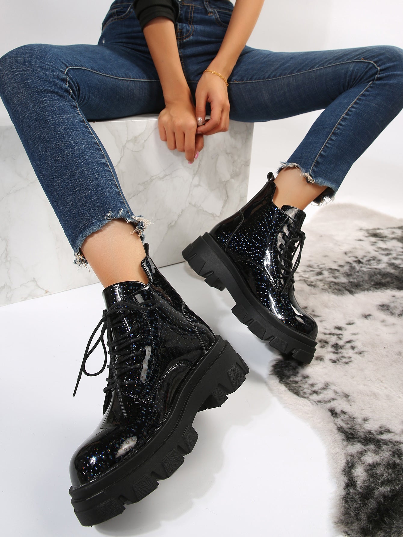 Bottes basses brillantes taille haute pour femmes