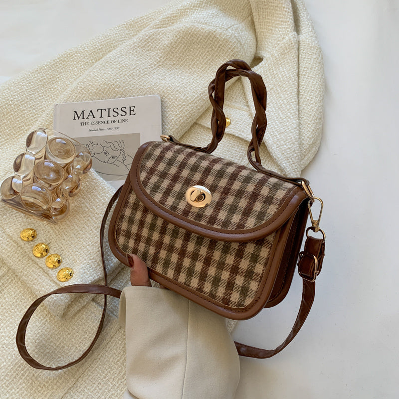 Petit sac à bandoulière en damier tendance