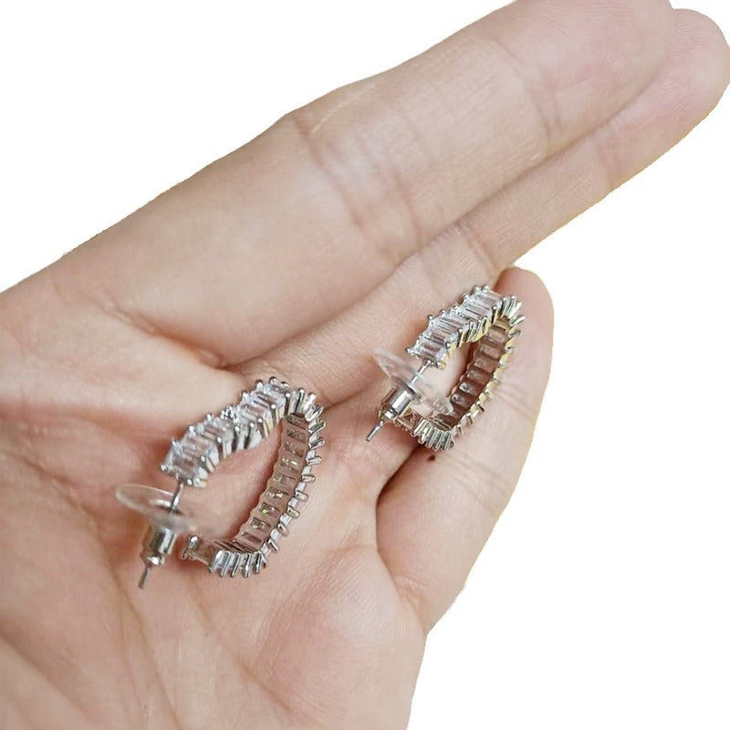 Boucles d'oreilles piercing en forme de cœur pour femmes, coupe grand cercle