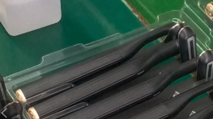 Nuevo masaje de ojos rotatorio mejorado de 360 ​​grados, masaje terapéutico de calor facial, luz LED roja, varita de herramienta de cuidado de la piel 5 en 1