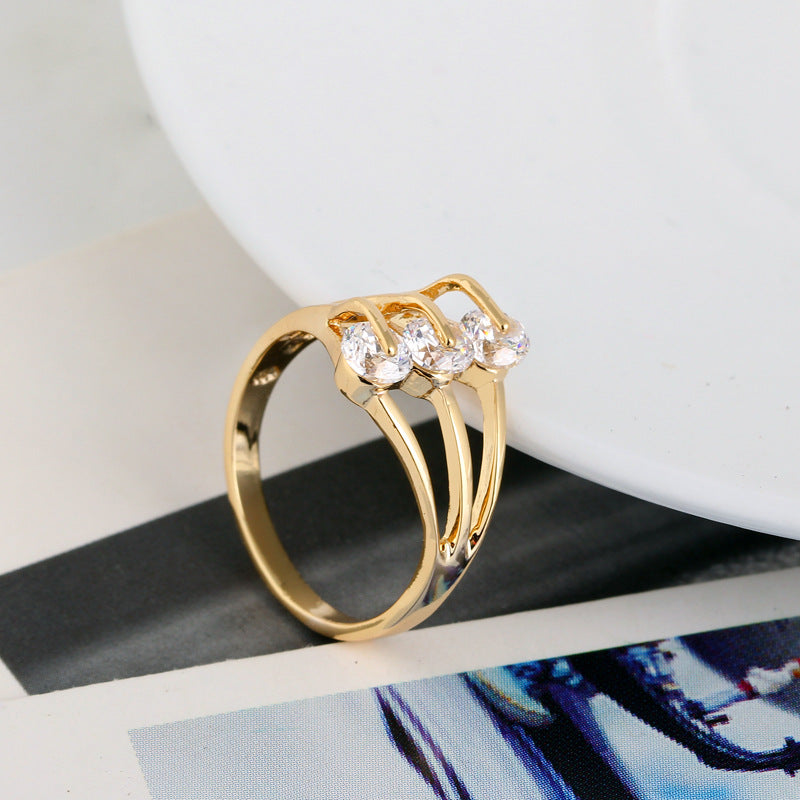 Bague en zircon de personnalité de mode simple