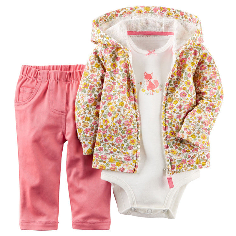Conjunto de ropa para niños.