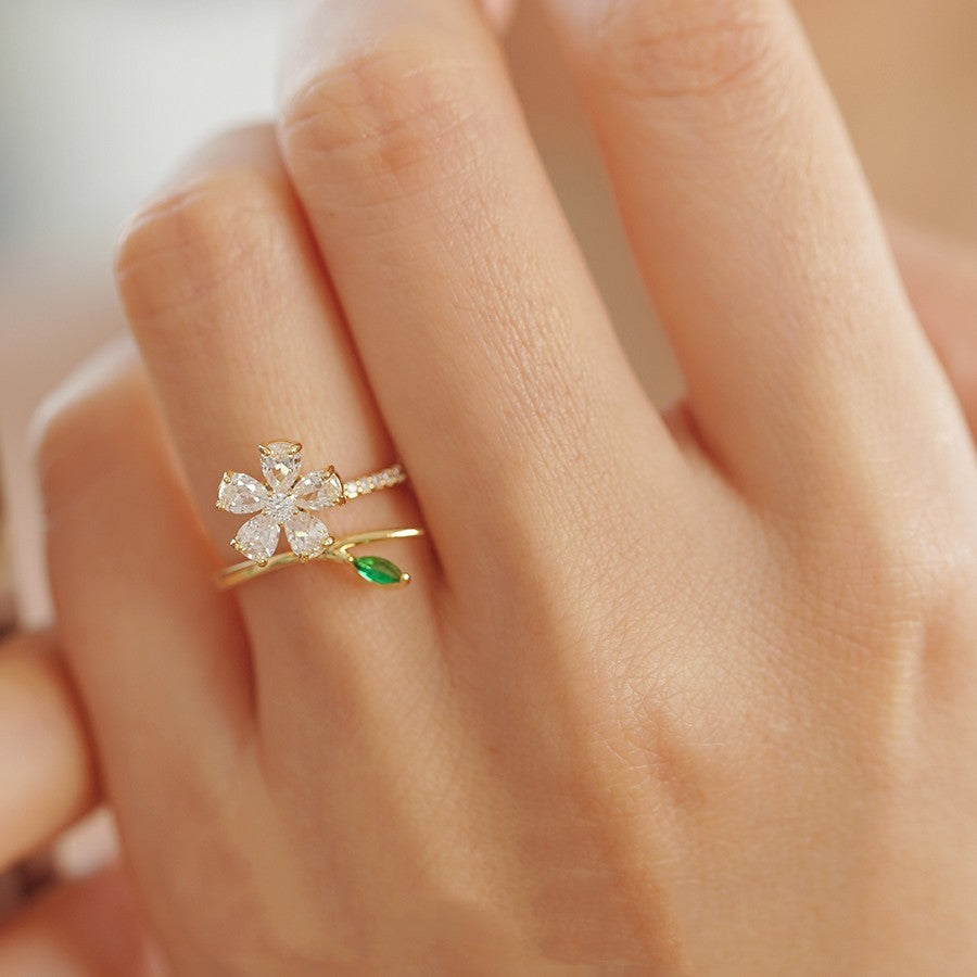 Peut faire pivoter l'anneau de fleur de cerisier en cristal